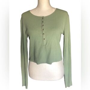 💕5️⃣Forever, 21 milky green, light long sleeve crop size small